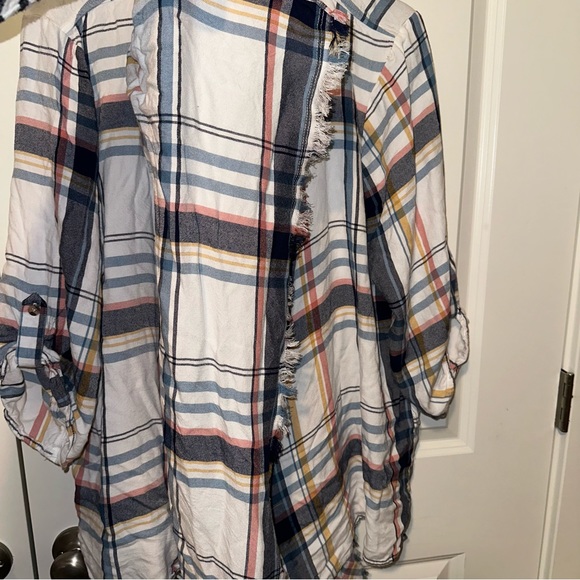 Maurice’s Plaid Kimono - Picture 3 of 5